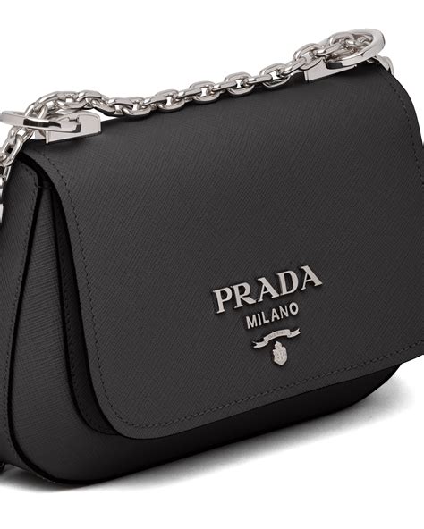 prada tasche saffiano leder|Prada saffiano leather shoulder bag.